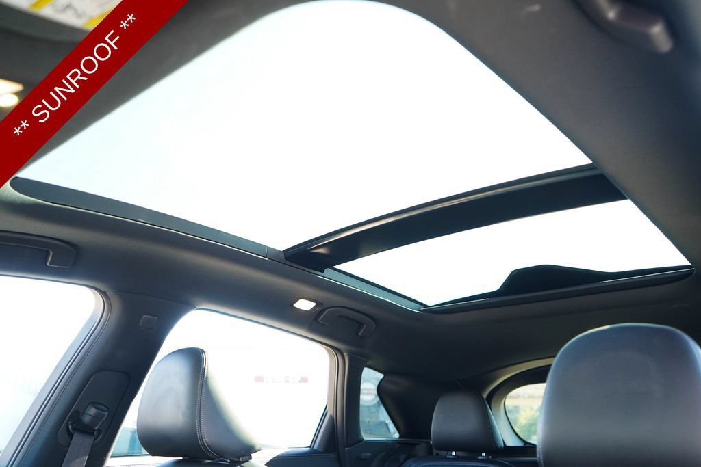 Used 2022 INFINITI QX50 Luxe w/ Appearance Package FWD image 13