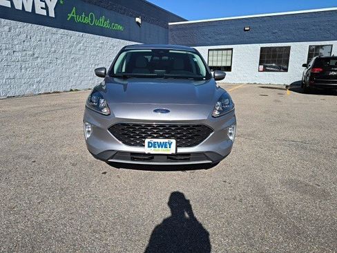 Used 2022 Ford Escape SEL image 8