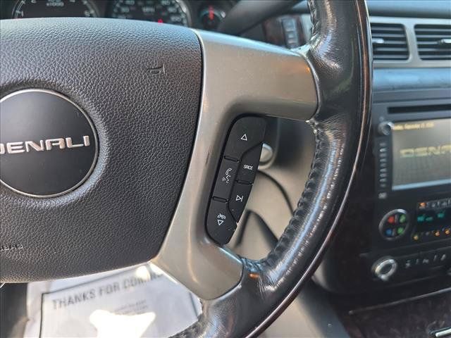 Used 2012 GMC Yukon XL Denali AWD/4WD image 19