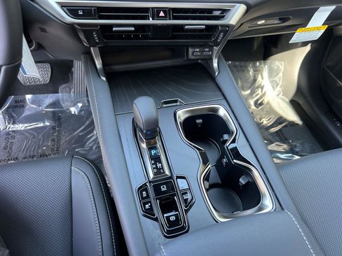 New 2026 Lexus RX 450h AWD image 25