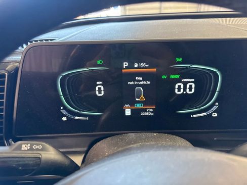Used 2023 Kia Sportage EX AWD/4WD image 21