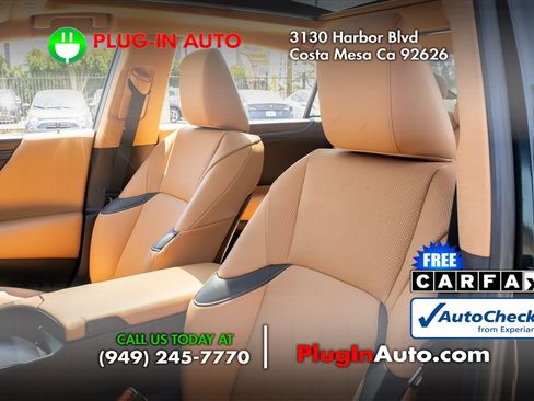 Used 2024 Lexus ES 350 w/ Premium Package FWD image 6