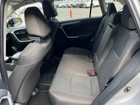 Used 2025 Toyota RAV4 LE AWD/4WD image 21