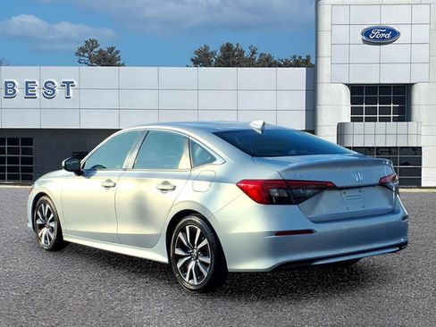 Used 2022 Honda Civic EX image 4