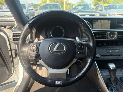 Used 2016 Lexus IS 350 RWD image 16
