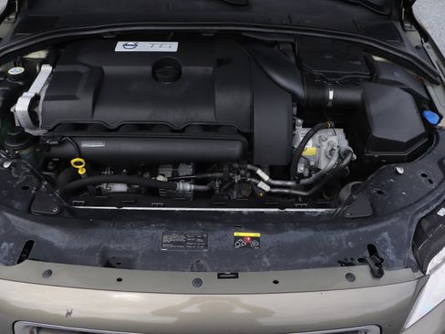 Used 2011 Volvo XC70 T6 image 30