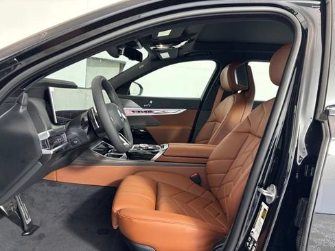 New 2026 BMW 740i xDrive w/ Premium Package AWD/4WD image 10