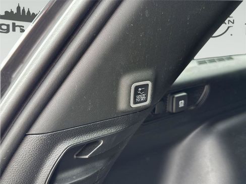 Used 2023 Jeep Grand Cherokee Altitude AWD/4WD image 29