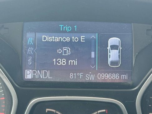 Used 2012 Ford Focus SE FWD image 21
