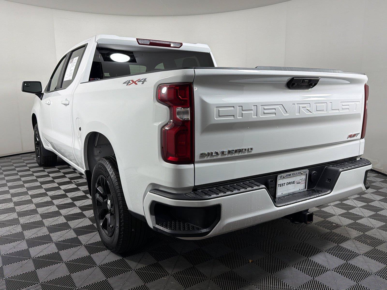 Used 2026 Chevrolet Silverado 1500 RST AWD/4WD image 4