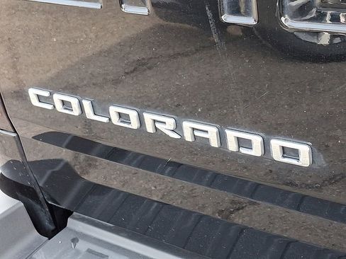 Used 2022 Chevrolet Colorado LT w/ LT Convenience Package image 28