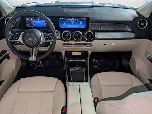 New 2026 Mercedes-Benz GLB 250 image 14