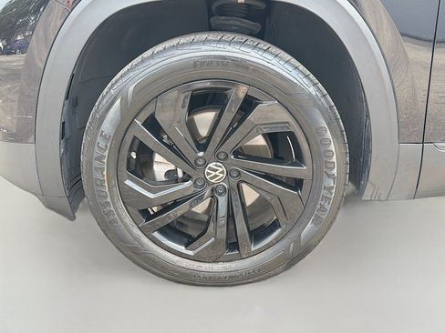 Used 2024 Volkswagen Atlas Cross Sport SE w/ Panoramic Sunroof Package AWD/4WD image 43