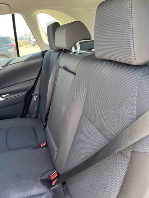 Used 2024 Toyota RAV4 LE AWD/4WD image 4