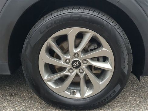 Used 2018 Hyundai Tucson SEL Plus w/ Cargo Package image 10