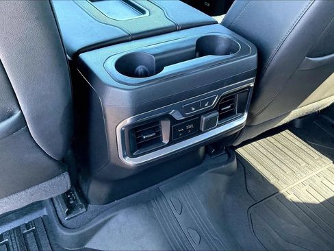Used 2019 GMC Sierra 1500 AT4 w/ Off Road Performance Package AWD/4WD image 15