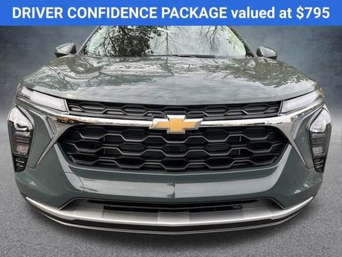 New 2025 Chevrolet Trax LT w/ Driver Confidence Package image 2