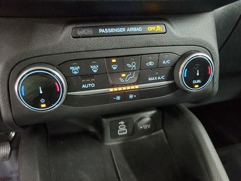 Used 2025 Ford Escape Active image 16