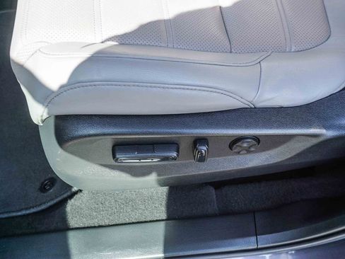 Used 2017 Honda CR-V EX-L image 20