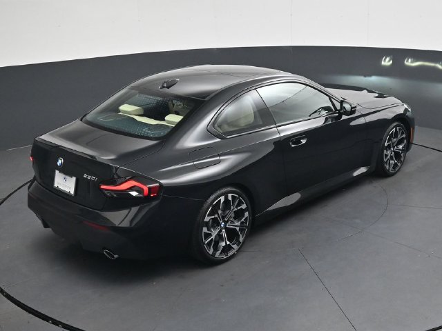 Certified 2025 BMW 230i Coupe w/ Premium Package RWD image 26