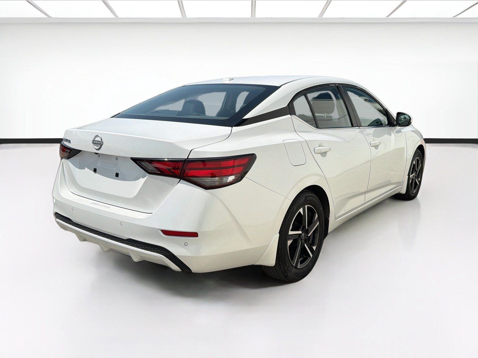 Used 2025 Nissan Sentra SV FWD image 4