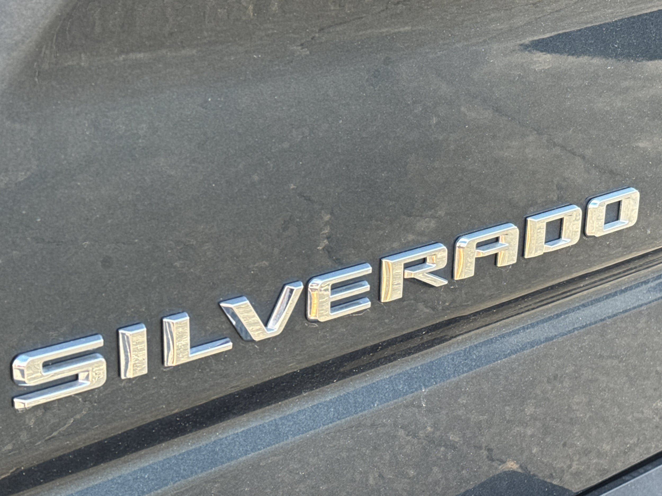 Used 2020 Chevrolet Silverado 1500 LT w/ Trailering Package RWD image 14