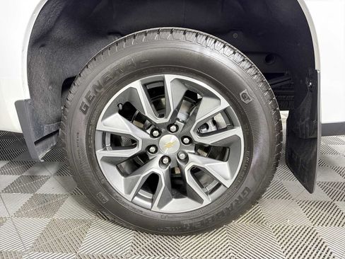 Used 2023 Chevrolet Silverado 1500 LT w/ Protection Package AWD/4WD image 17
