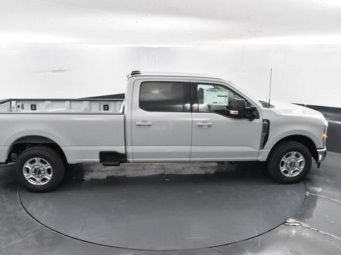 New 2026 Ford F250 XLT w/ XLT Premium Package RWD image 22