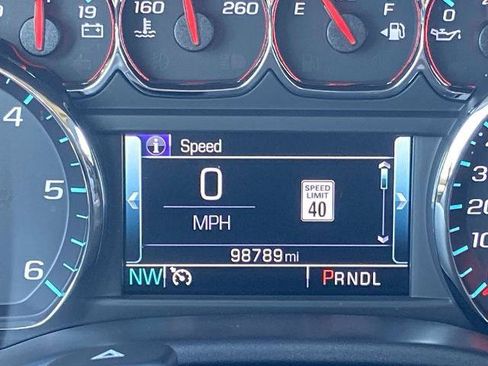 Used 2018 GMC Sierra 1500 SLT AWD/4WD image 8