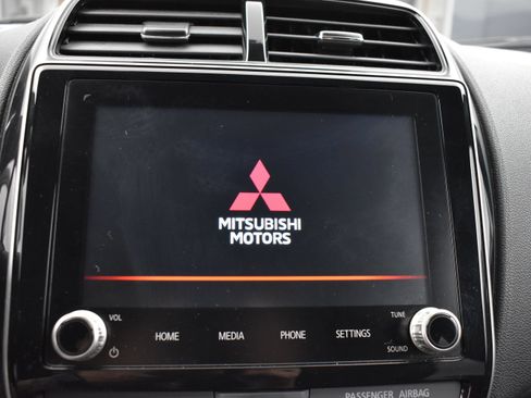 Used 2024 Mitsubishi Outlander Sport AWD image 9
