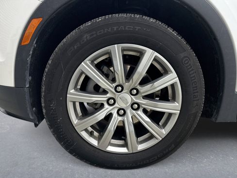 Used 2020 Cadillac XT4 Premium Luxury image 21