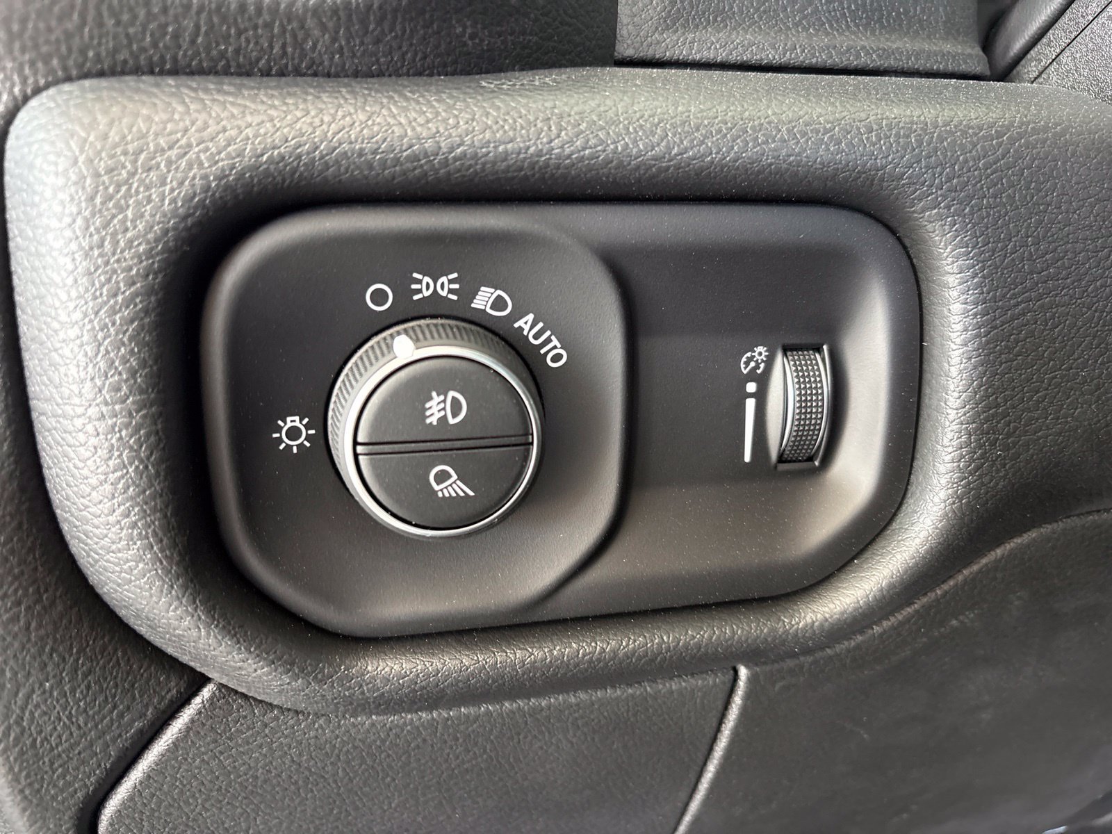 New 2026 RAM 3500 Tradesman AWD/4WD image 12