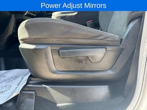 Used 2024 RAM 3500 Tradesman w/ Chrome Appearance Group AWD/4WD image 34