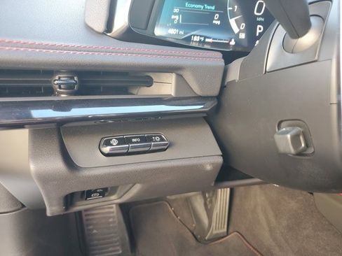 Used 2023 Chevrolet Corvette Stingray Preferred Conv w/ Z51 Performance Package image 25