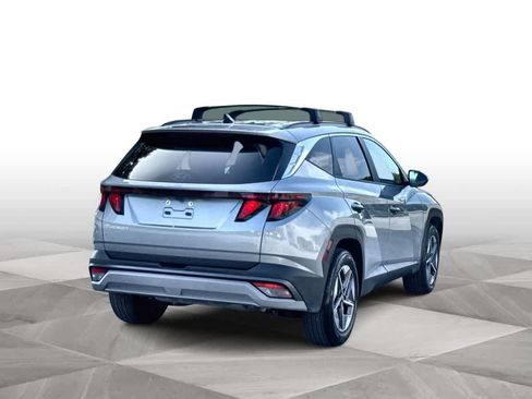 Used 2026 Hyundai Tucson SEL FWD image 8