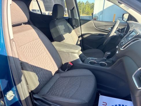 Used 2021 Chevrolet Equinox LT FWD image 26