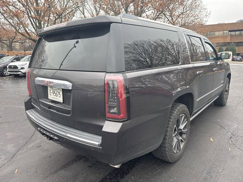 Used 2015 GMC Yukon XL Denali w/ Touring Package image 4