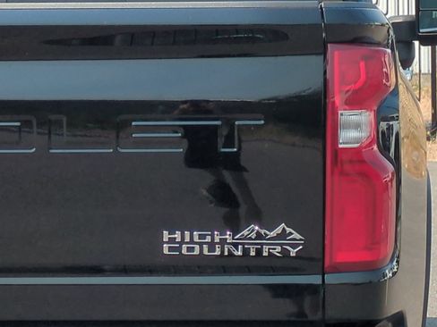 Used 2023 Chevrolet Silverado 3500 High Country w/ Technology Package AWD/4WD image 48