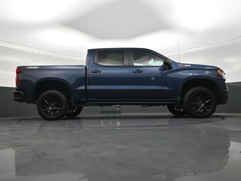 Used 2022 Chevrolet Silverado 1500 LT Trail Boss AWD/4WD image 28