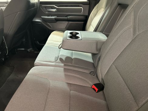 Used 2022 RAM 1500 Big Horn AWD/4WD image 5