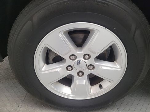 Used 2015 Jeep Compass Sport image 31