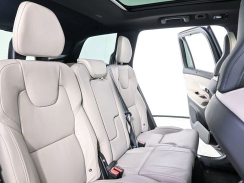 New 2026 Volvo XC90 T8 Ultra w/ Protection Package Premier image 23