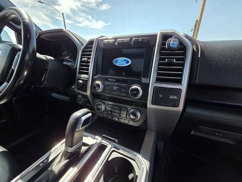 Used 2020 Ford F150 Platinum w/ Equipment Group 701A Luxury AWD/4WD image 8