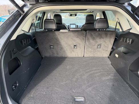 Certified 2024 Ford Edge SEL w/ Convenience Package image 12