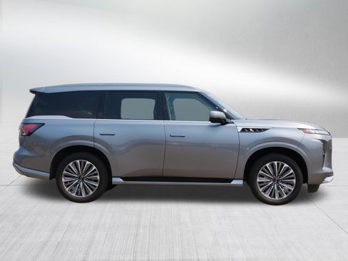 Used 2025 INFINITI QX80 Sensory AWD/4WD image 8
