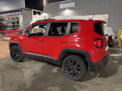 Used 2017 Jeep Renegade Altitude image 4