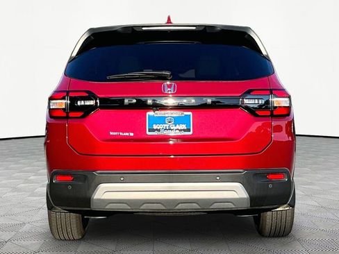 Used 2025 Honda Pilot EX-L image 6