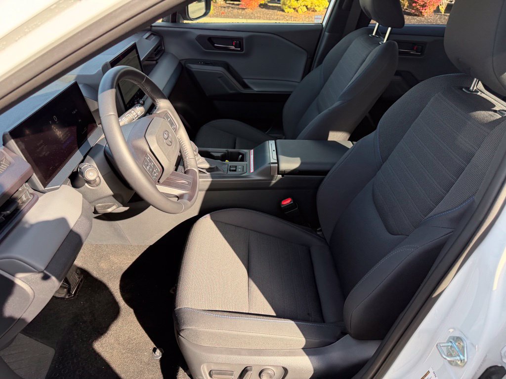 Certified 2026 Toyota RAV4 SE w/ Convenience Package AWD/4WD image 13