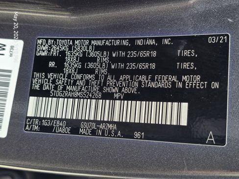 Used 2021 Toyota Highlander XLE FWD image 34