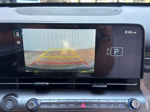 Used 2025 Hyundai Kona SEL AWD/4WD image 26
